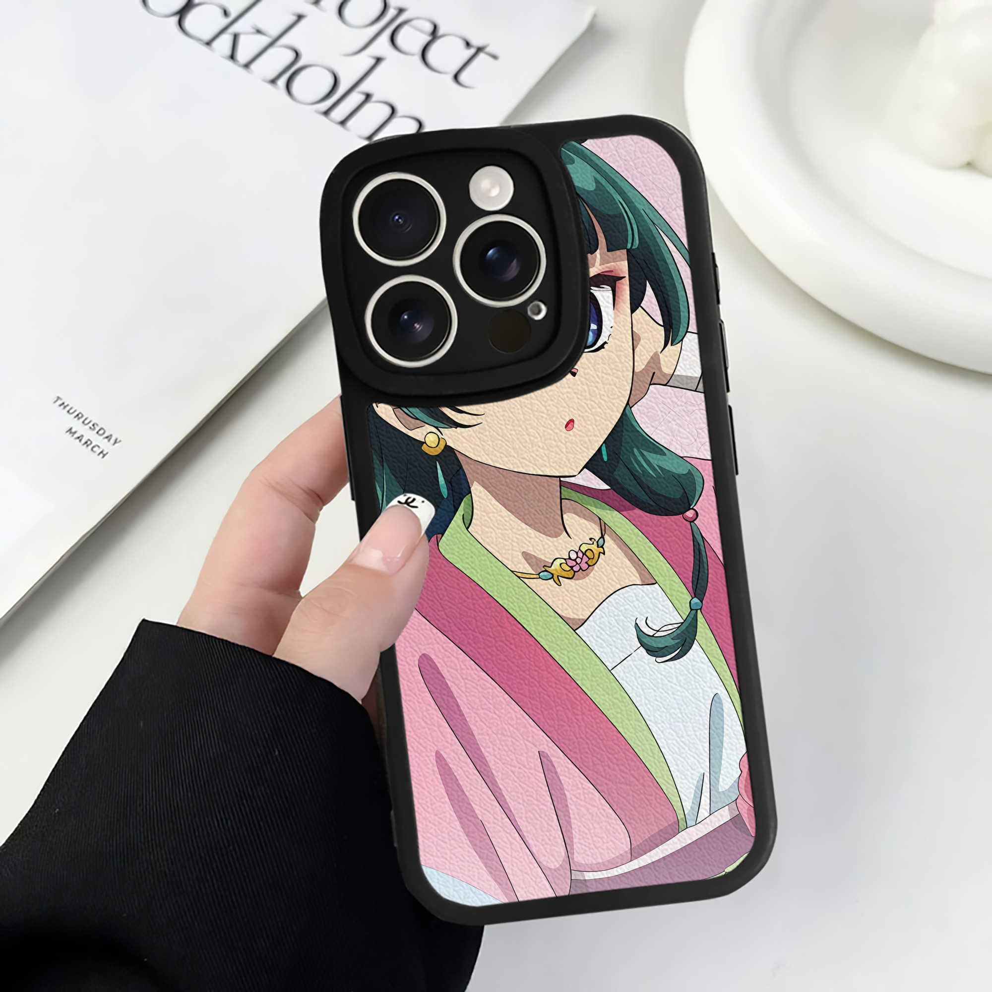 薬屋のひとりごと The Apothecary Diaries 【iPhone 16シリーズ対応】シリコンスマホケース（レザー調） 材質：シリコン
